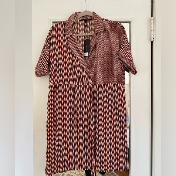 Vero Moda Geometric Print Wrap Dress - Picture 2 of 5